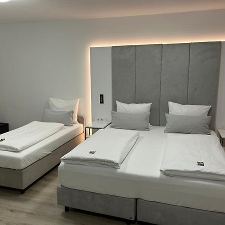 Zzzpace Smart-Hotel Bielefeld Zentrum Chambre photo